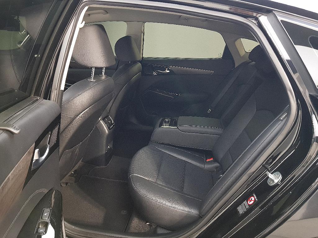 KIA K7 - Vista 8