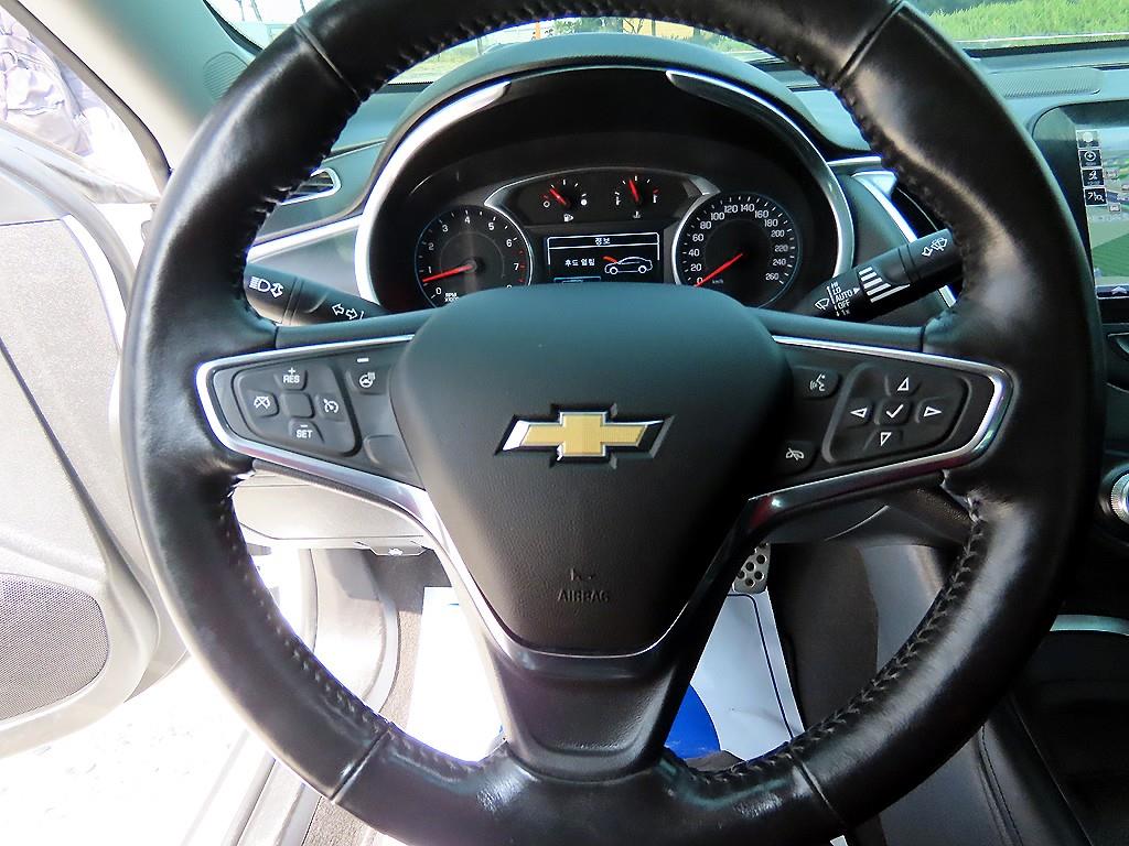 Chevrolet Malibu - Vista 8