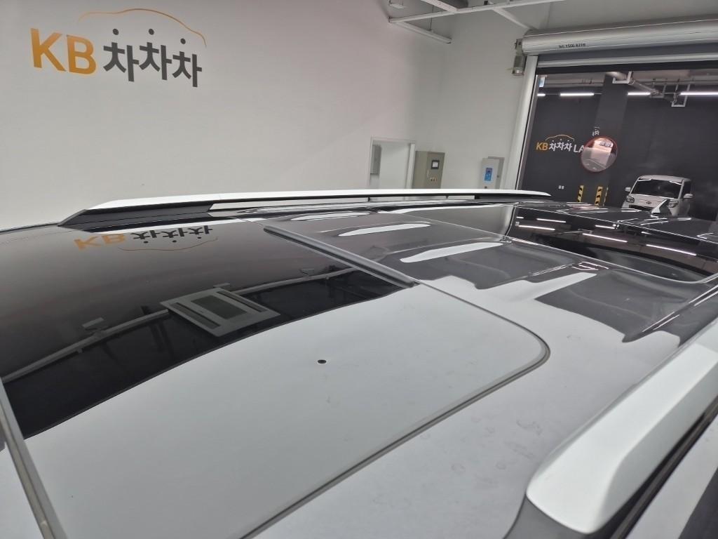 KIA Carnival - Vista 6