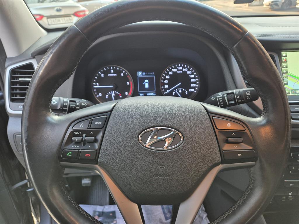 HYUNDAI Tucson - Vista 6