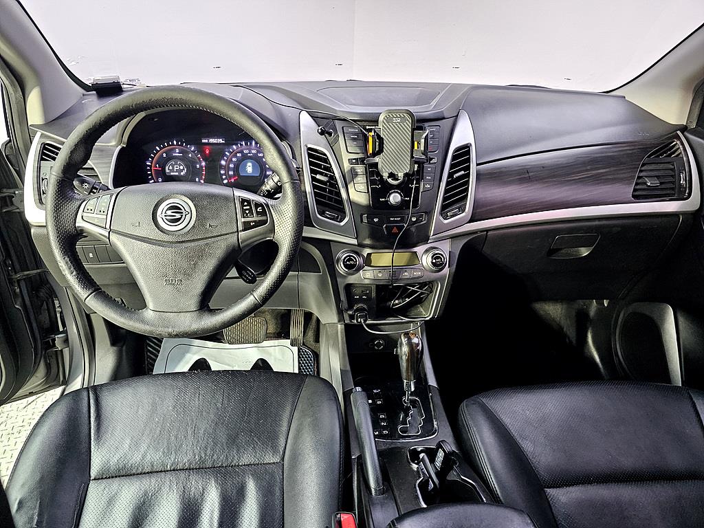 Ssangyong Korando - Vista 5