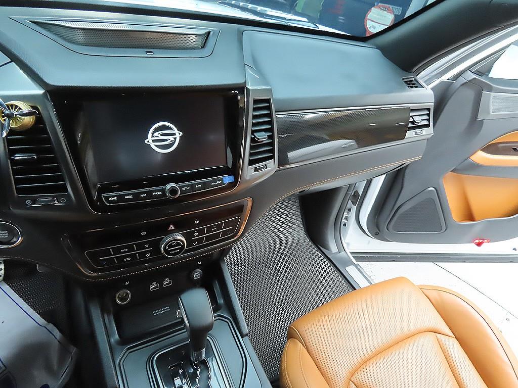 Ssangyong Rexton 2022 Blanco - Importación desde Corea - HF Imports Iquique - Foto 7