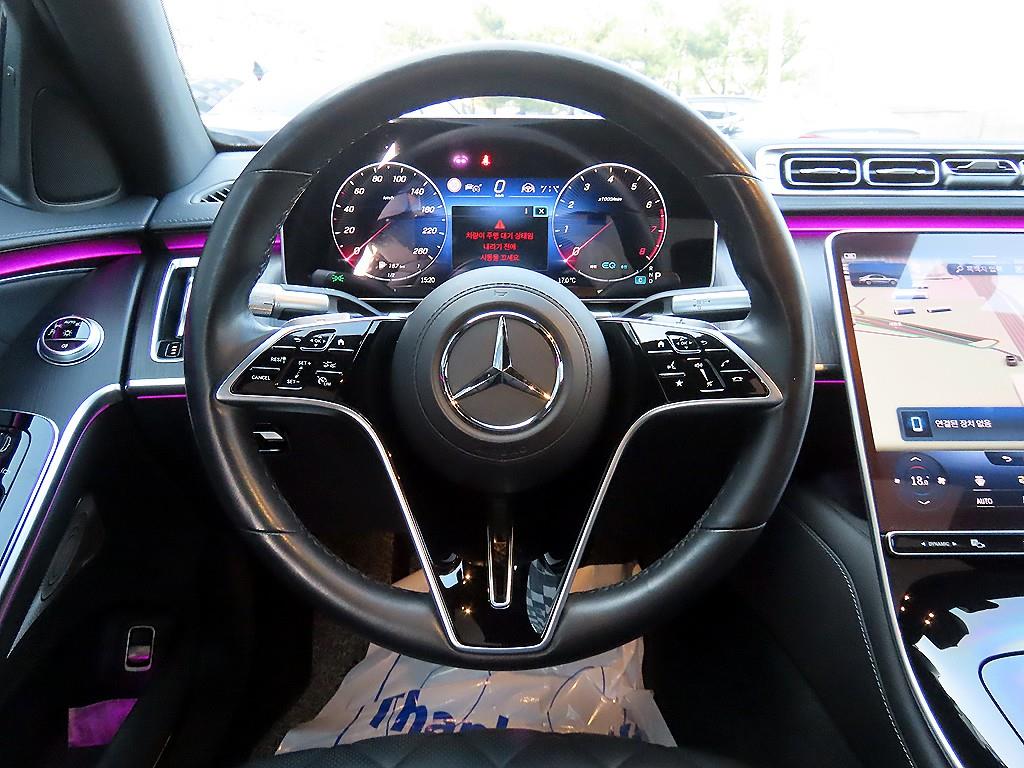 Mercedes Benz S Class - Vista 8