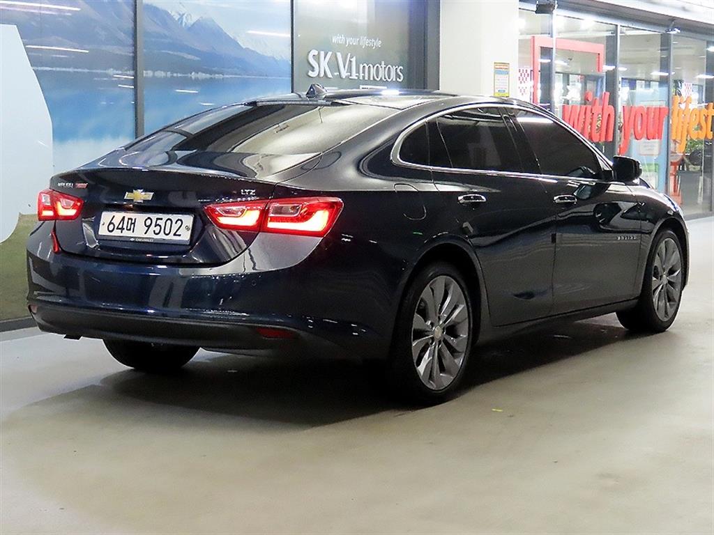 Chevrolet Malibu - Vista 4