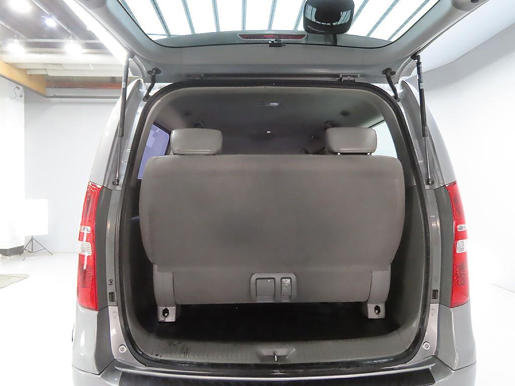 HYUNDAI Starex 2016 Gris - Importación desde Corea - HF Imports Iquique - Foto 9