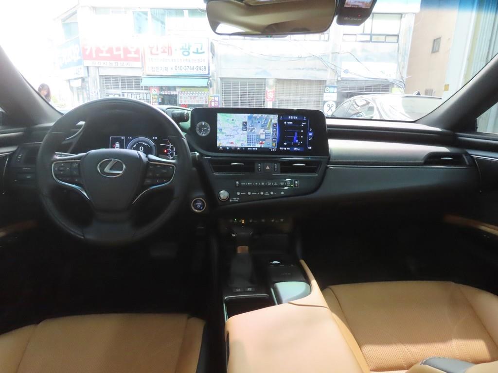 Lexus ES - Vista 7