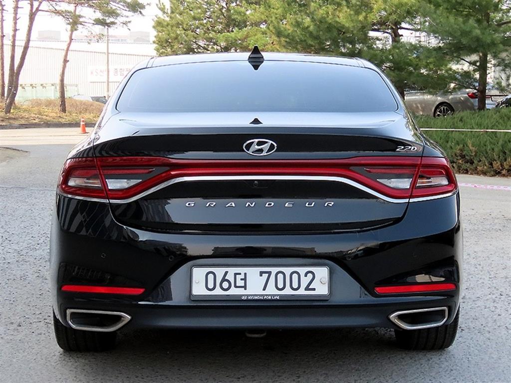 HYUNDAI Grandeur - Vista 4