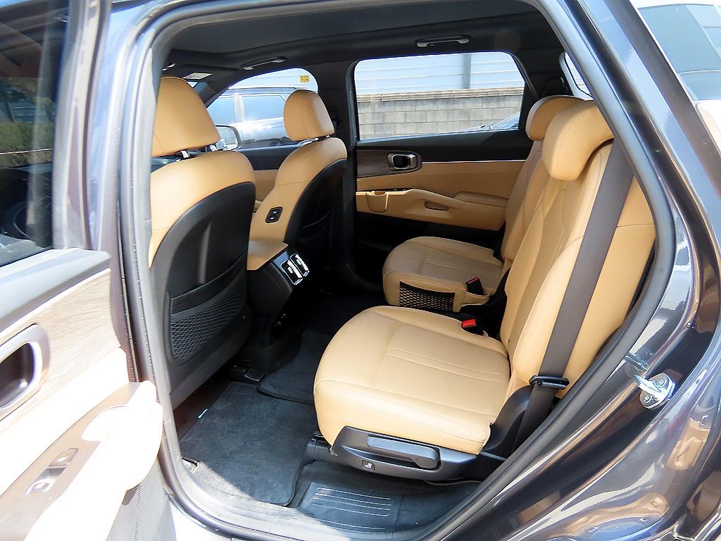 KIA Sorento - Vista 6