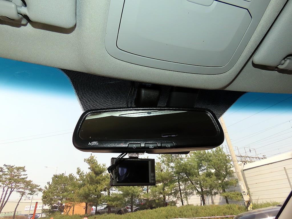 Ssangyong Tivoli 2019 Blanco - Importación desde Corea - HF Imports Iquique - Foto 17