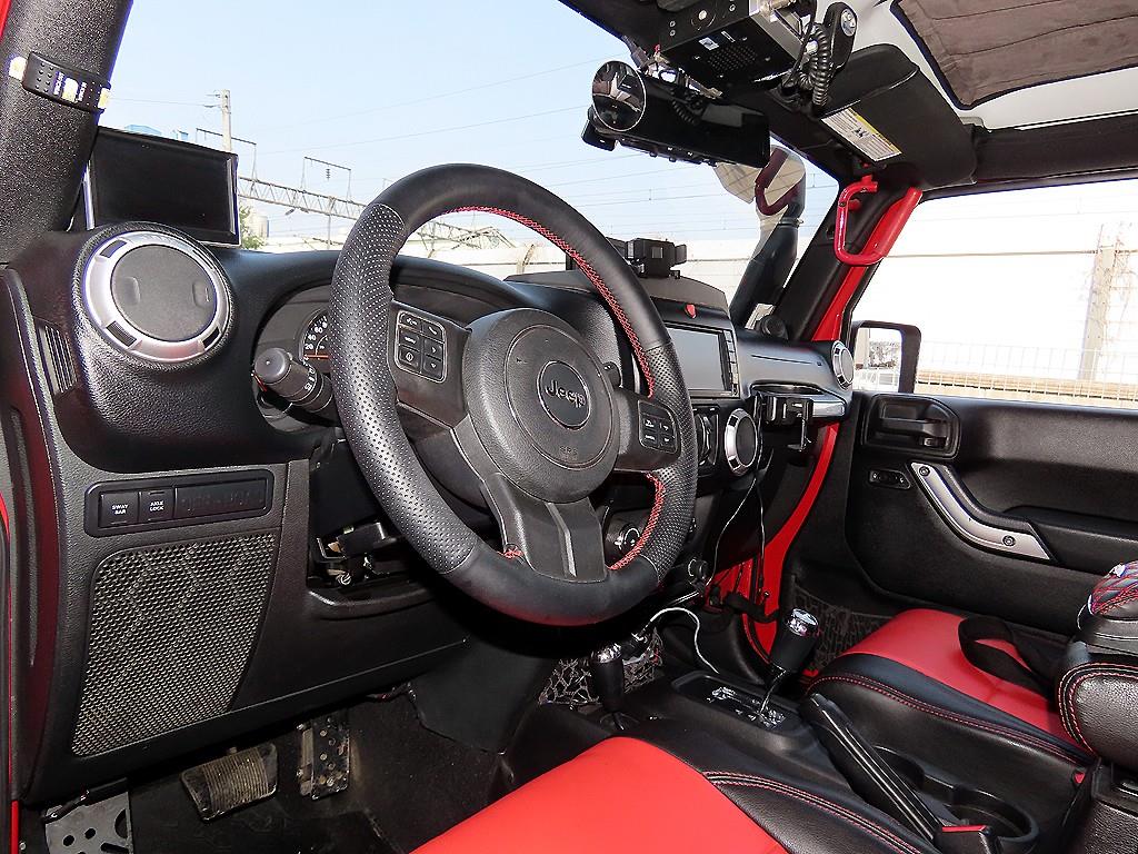 Jeep Wrangler - Vista 7