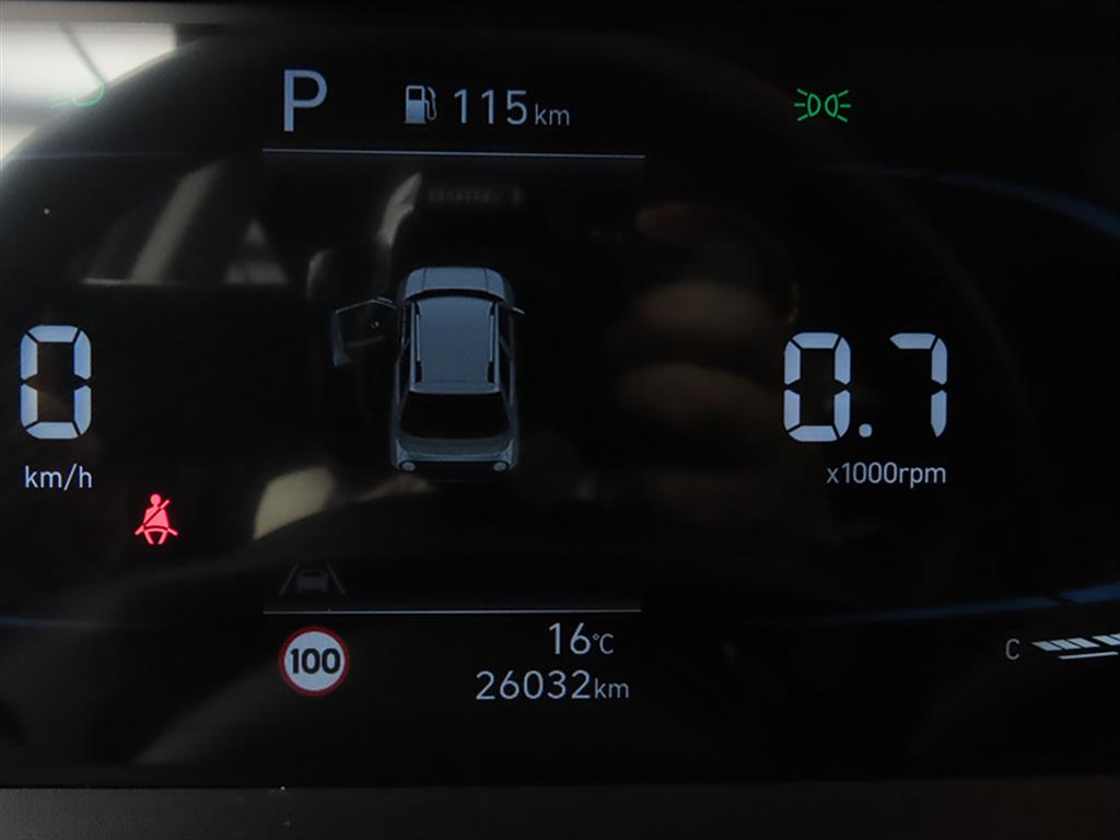 HYUNDAI Casper - Vista 9