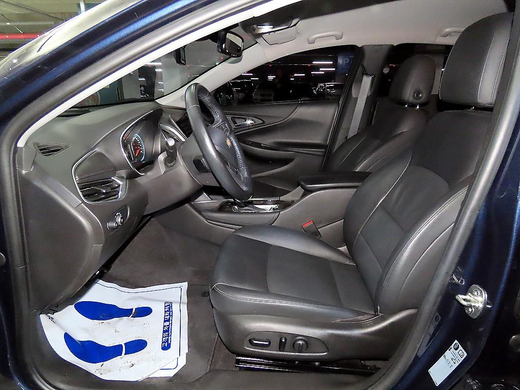 Chevrolet Malibu - Vista 6