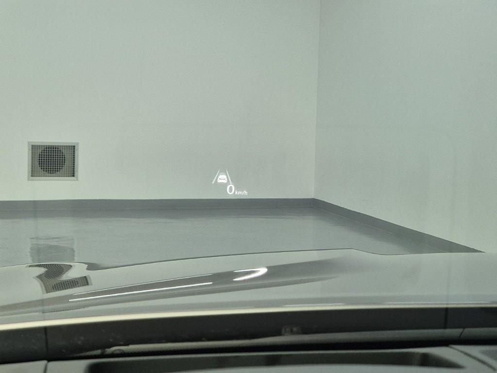 Genesis G70 - Vista 12