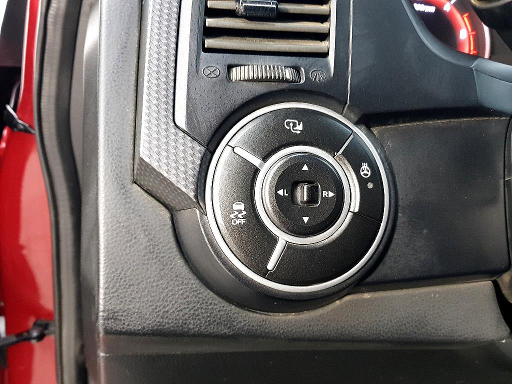 Ssangyong Korando - Vista 12