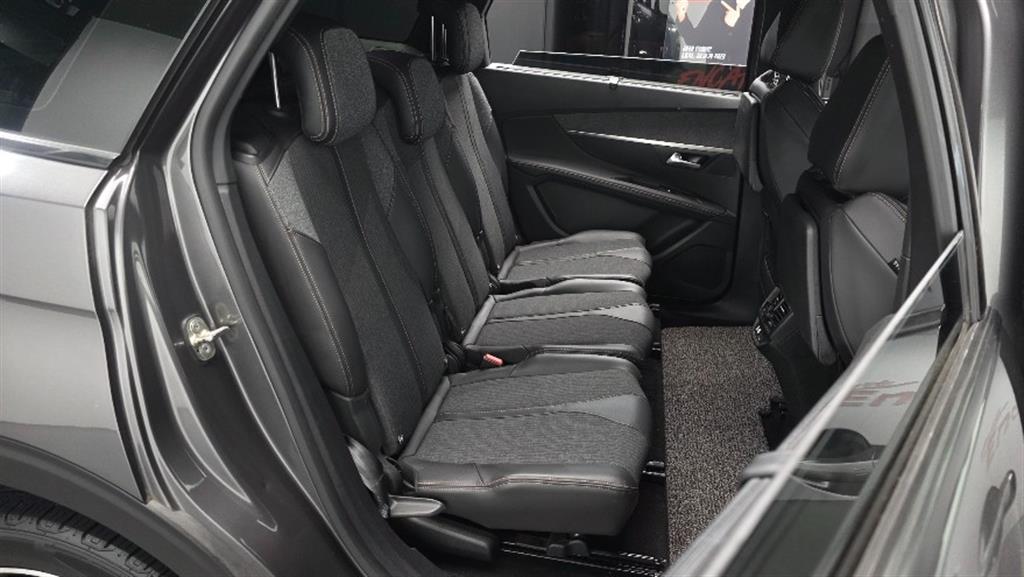 Peugeot 5008 - Vista 12