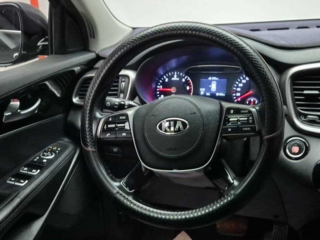 KIA Sorento - Vista 9