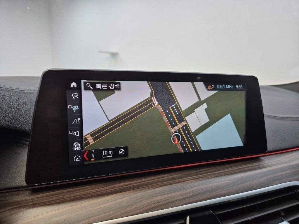 BMW 5 Series 2018 Gris - Importación desde Corea - HF Imports Iquique - Foto 14