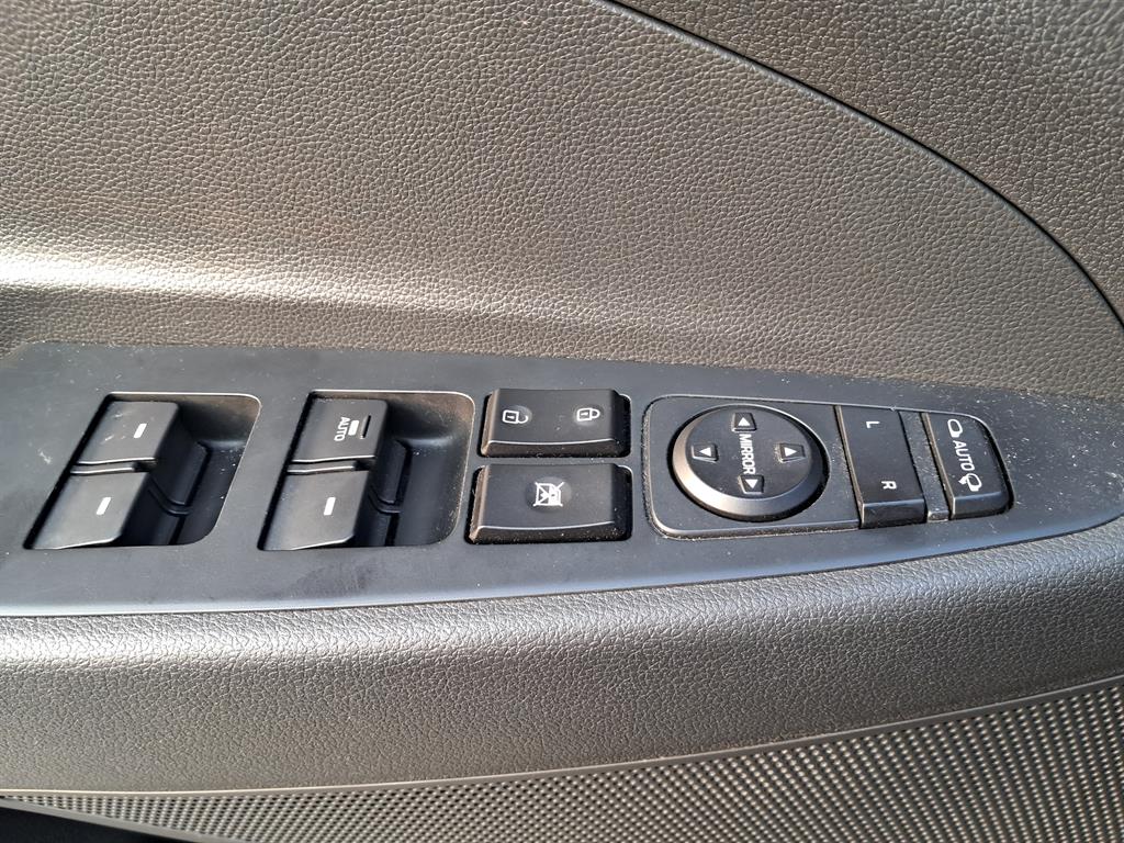 HYUNDAI Tucson - Vista 11