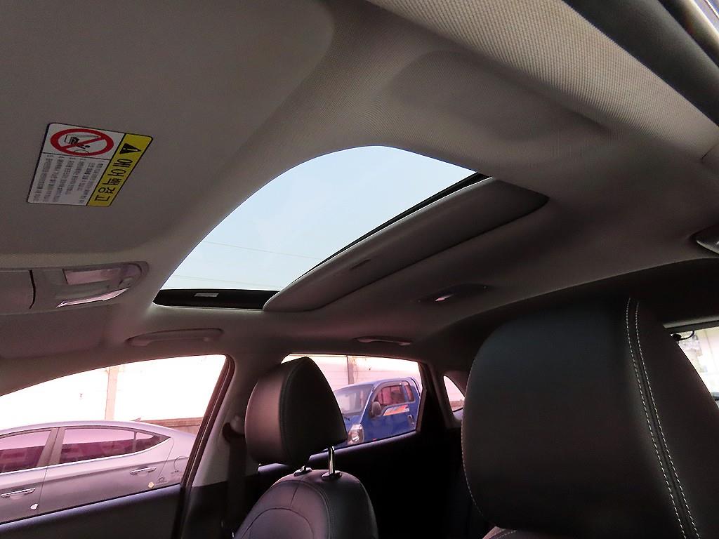 HYUNDAI Kona 2018 Gris - Importación desde Corea - HF Imports Iquique - Foto 17