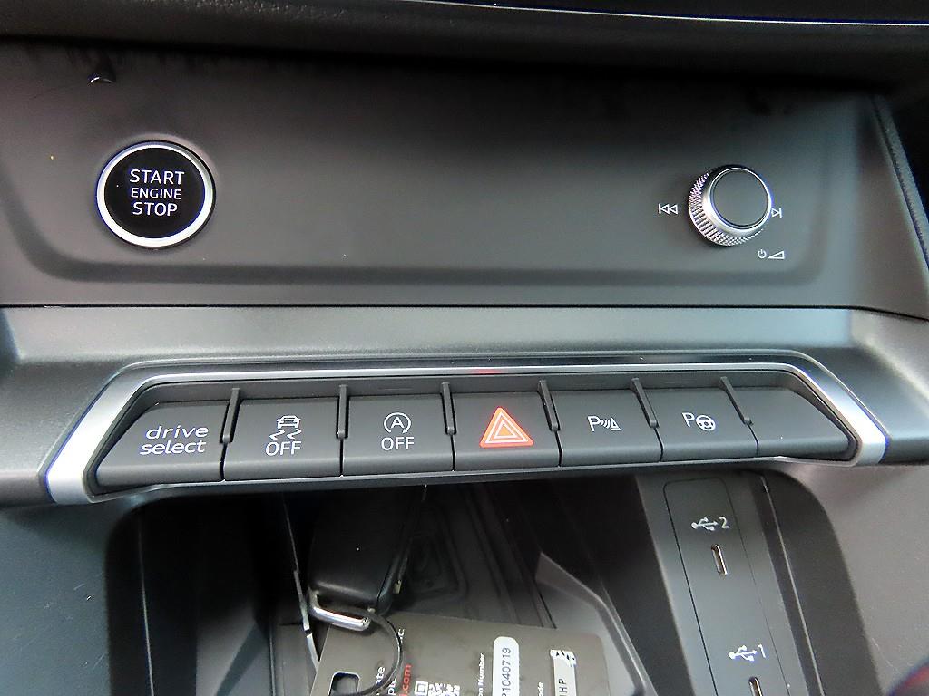 Audi Q3 2023 Blanco - Importación desde Corea - HF Imports Iquique - Foto 14