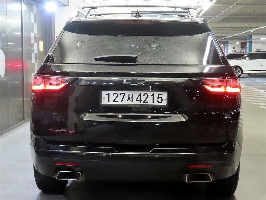 Chevrolet Travers - Vista 5