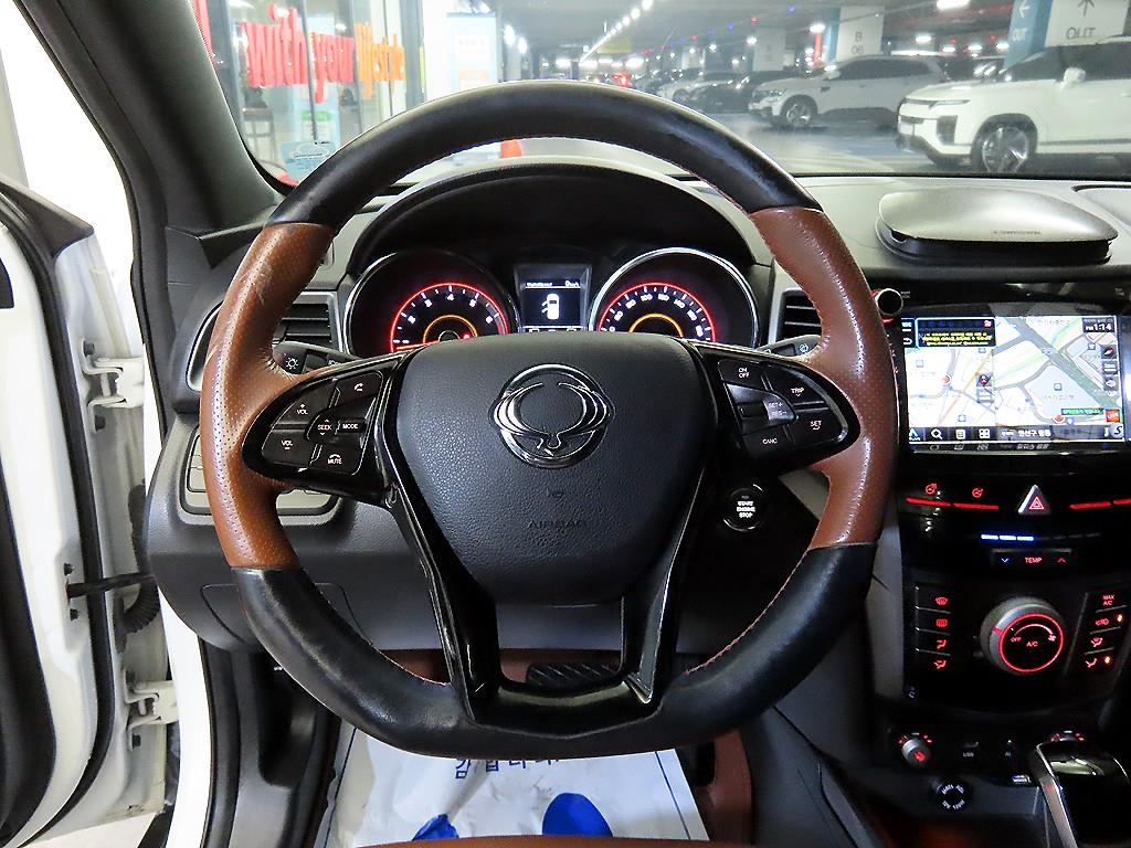 Ssangyong Tivoli - Vista 8