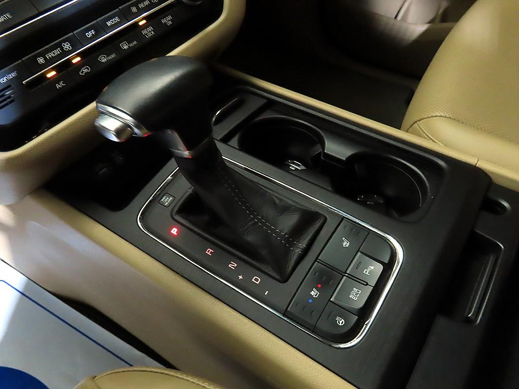 KIA Carnival 2017 Negro - Importación desde Corea - HF Imports Iquique - Foto 13