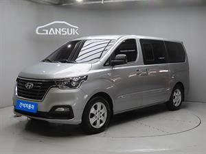 HYUNDAI Starex - Vista 4