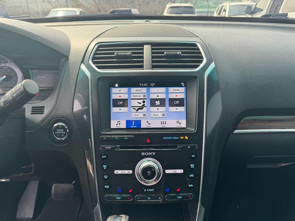 Ford Explorer - Vista 10