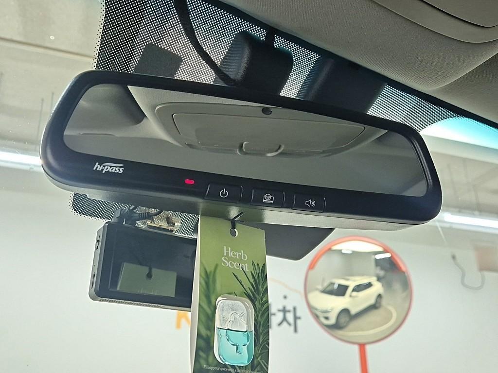 Ssangyong Korando - Vista 11