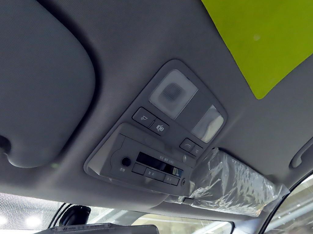 HYUNDAI Starex 2019 Amarillo - Importación desde Corea - HF Imports Iquique - Foto 14