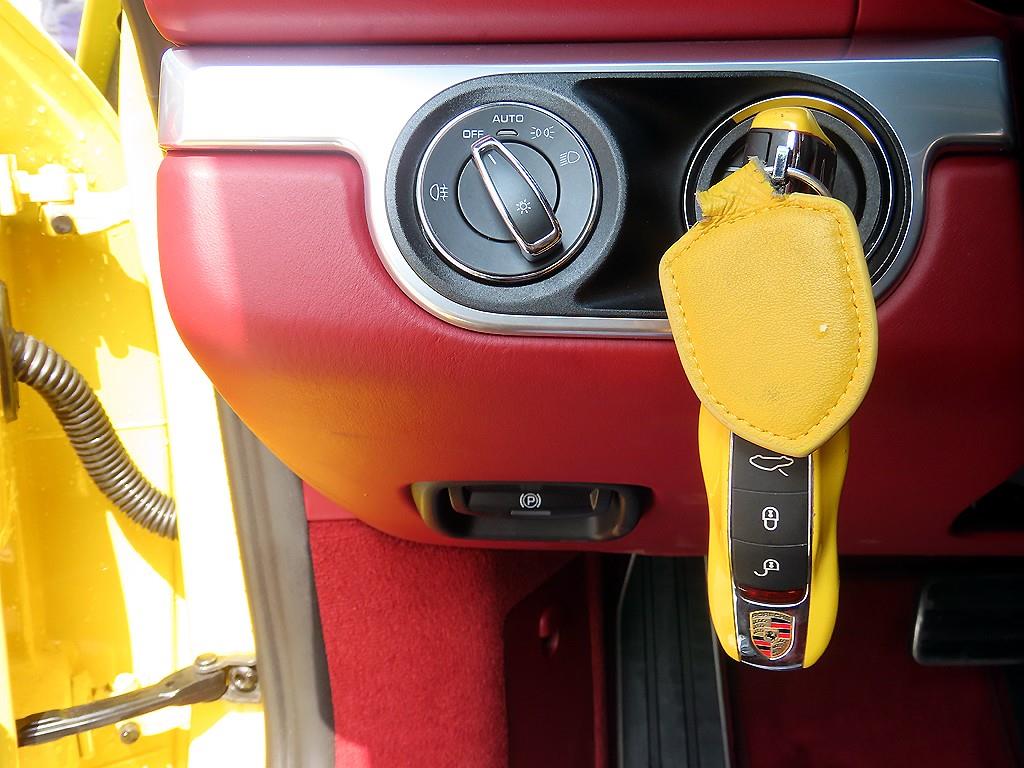 Porsche 718 - Vista 10