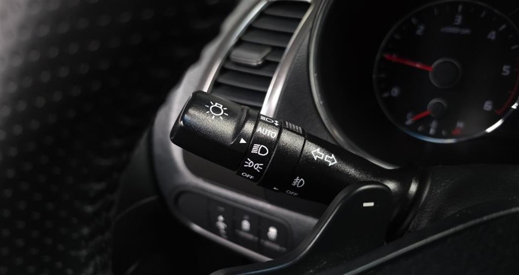 KIA K3 2016 Blanco - Importación desde Corea - HF Imports Iquique - Foto 18