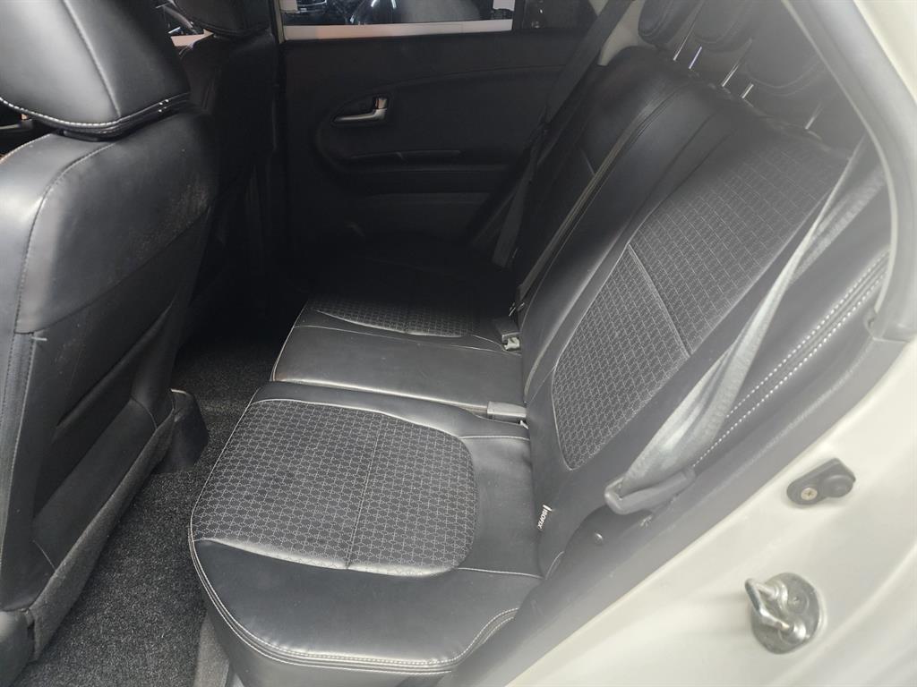 KIA Morning - Vista 8