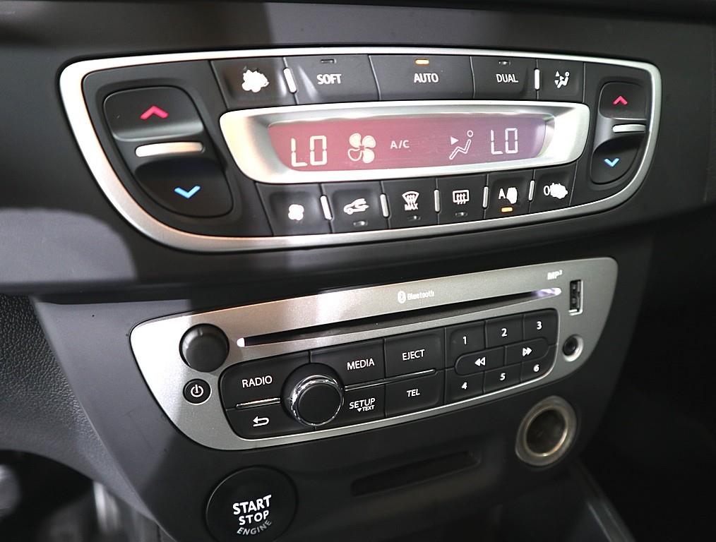 SAMSUNG SM3 - Vista 11