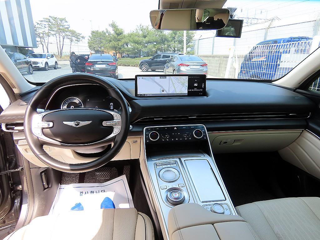 Genesis GV80 - Vista 7