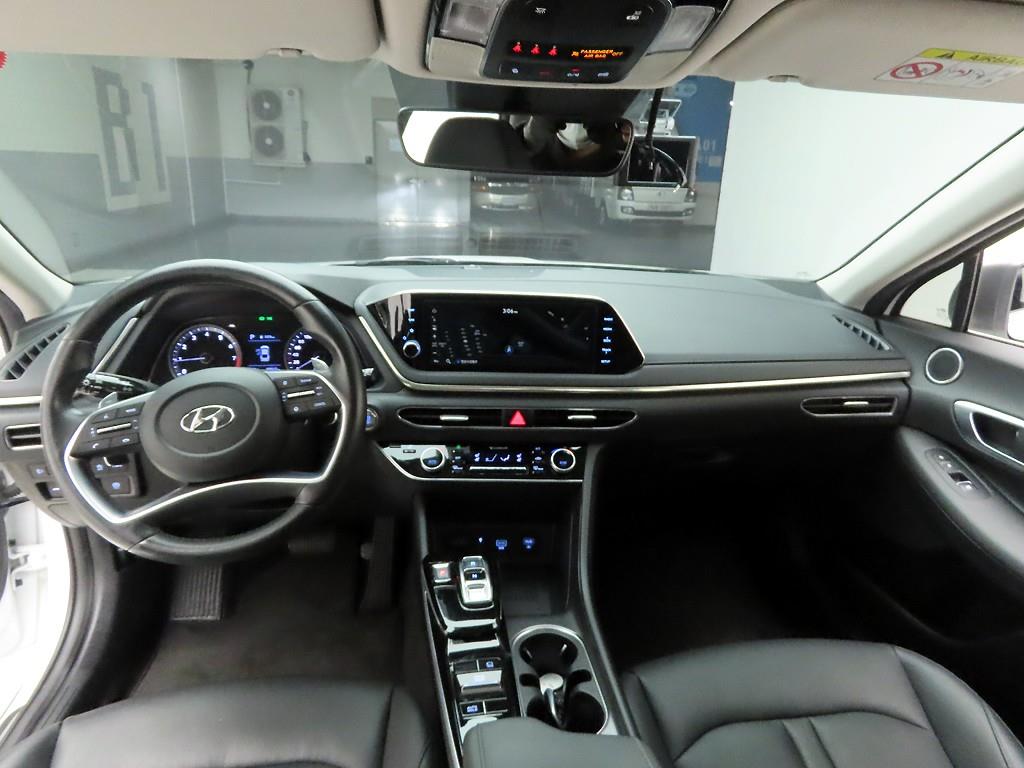 HYUNDAI Sonata - Vista 6