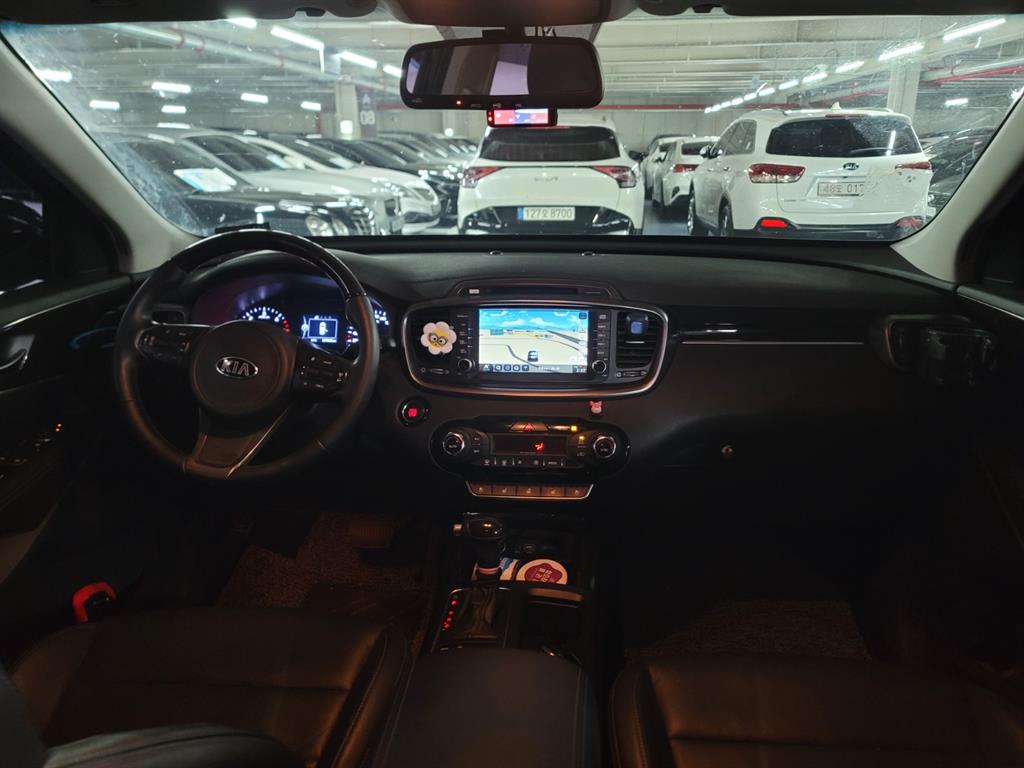 KIA Sorento - Vista 5