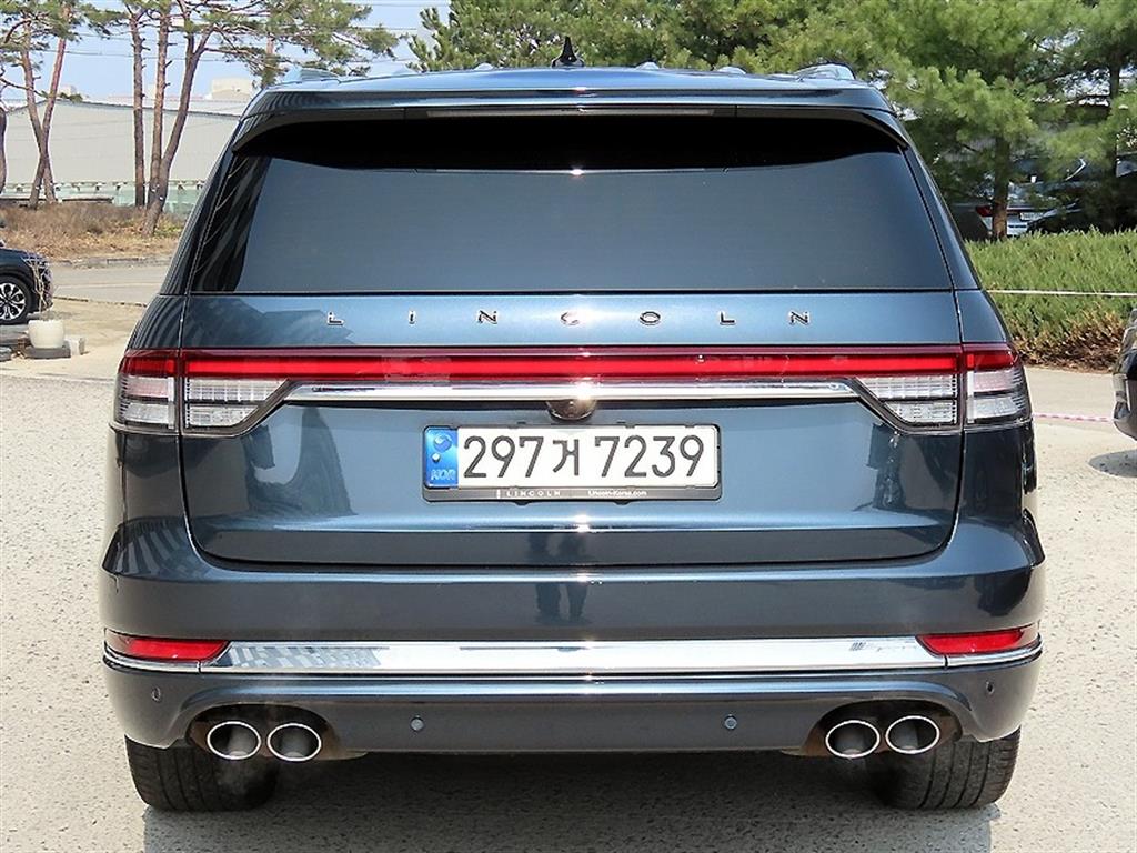 Lincoln Aviator - Vista 4