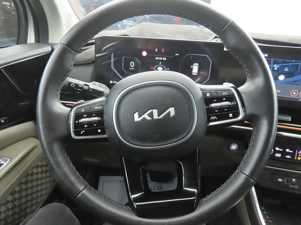 KIA Carnival - Vista 10
