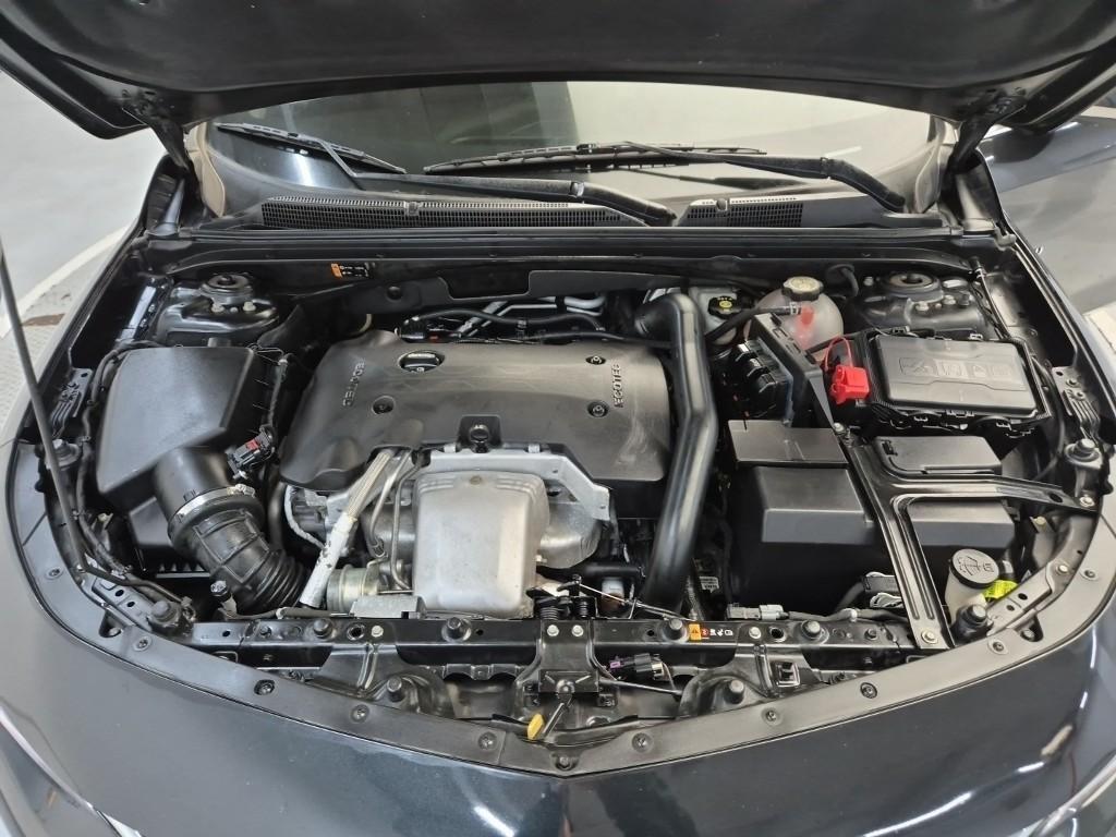 Chevrolet Malibu - Vista 5