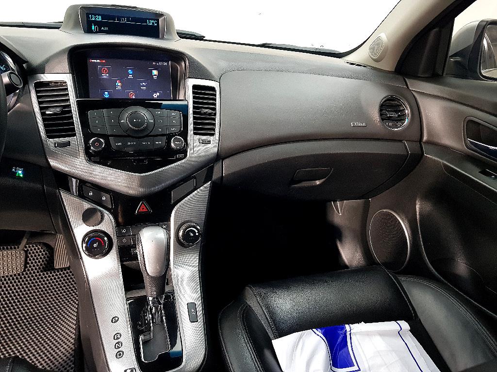 Chevrolet Cruise - Vista 10