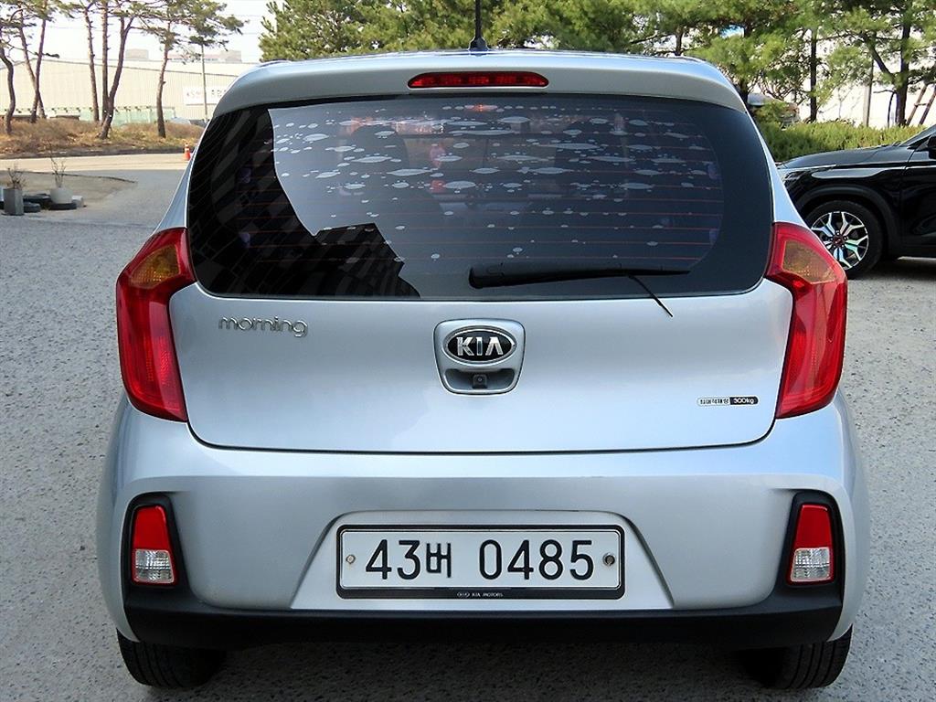 KIA Morning - Vista 4