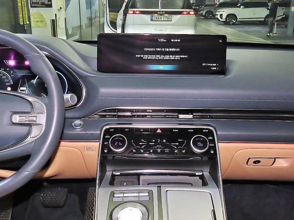 Genesis GV80 - Vista 11