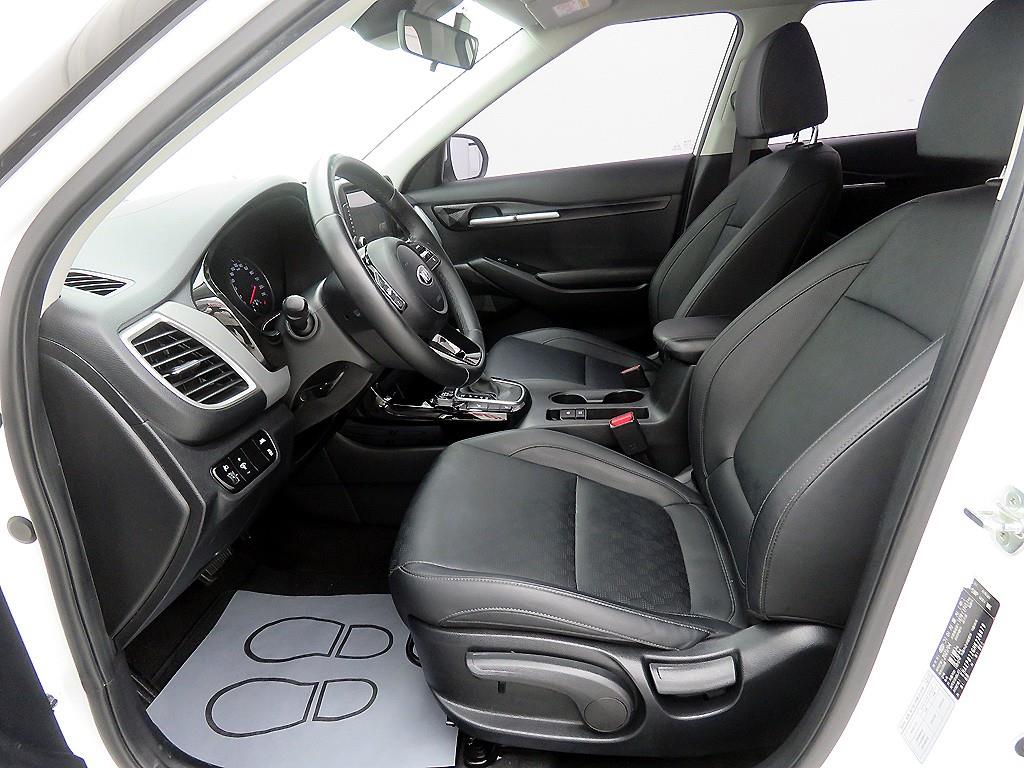 KIA Seltos - Vista 7