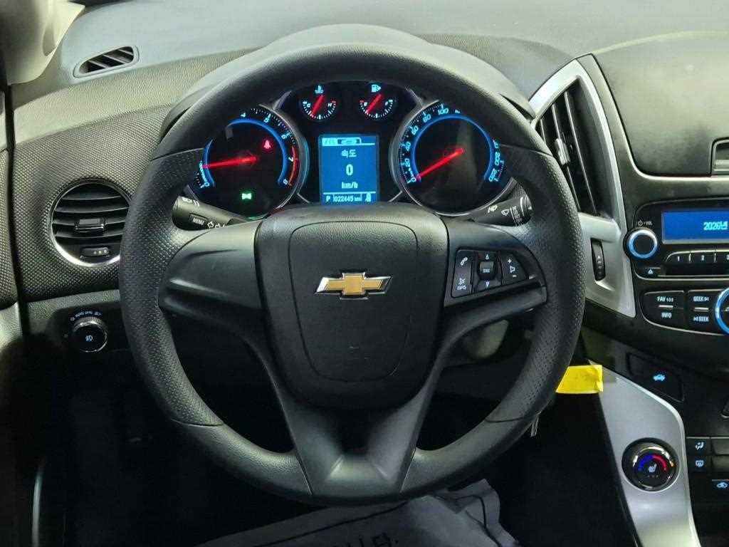 Chevrolet Cruise - Vista 9