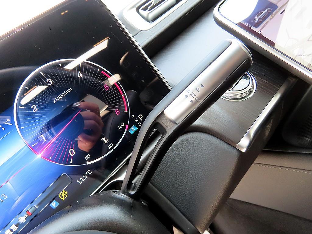 Mercedes Benz S Class - Vista 11