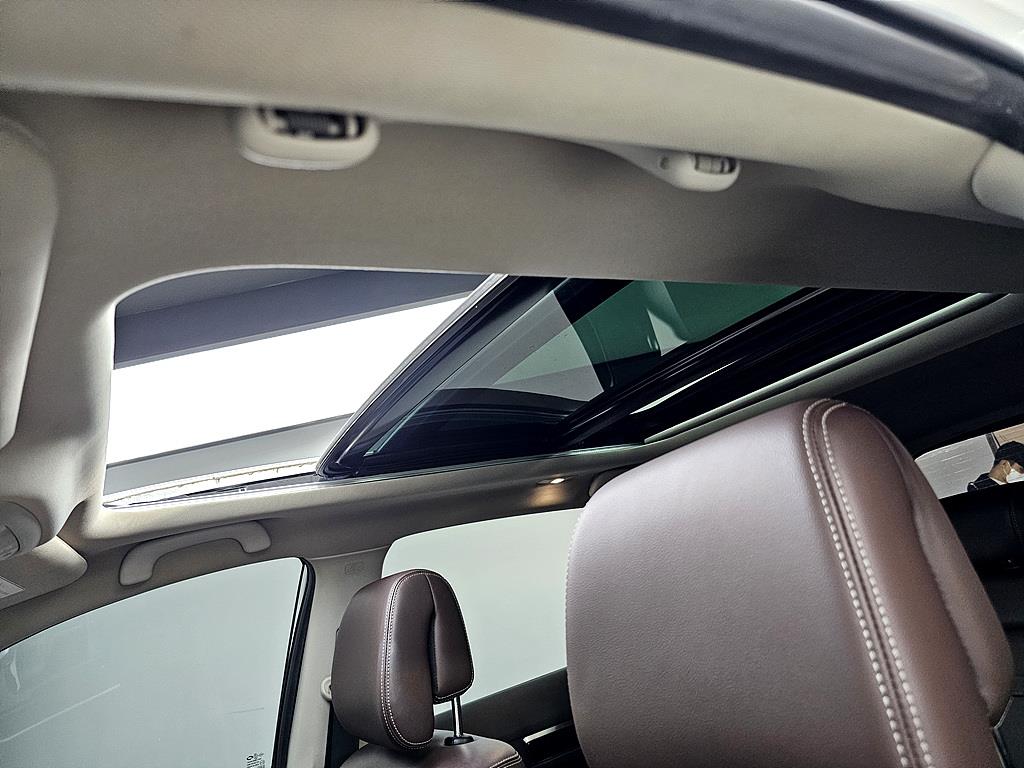 SAMSUNG QM6 - Vista 12