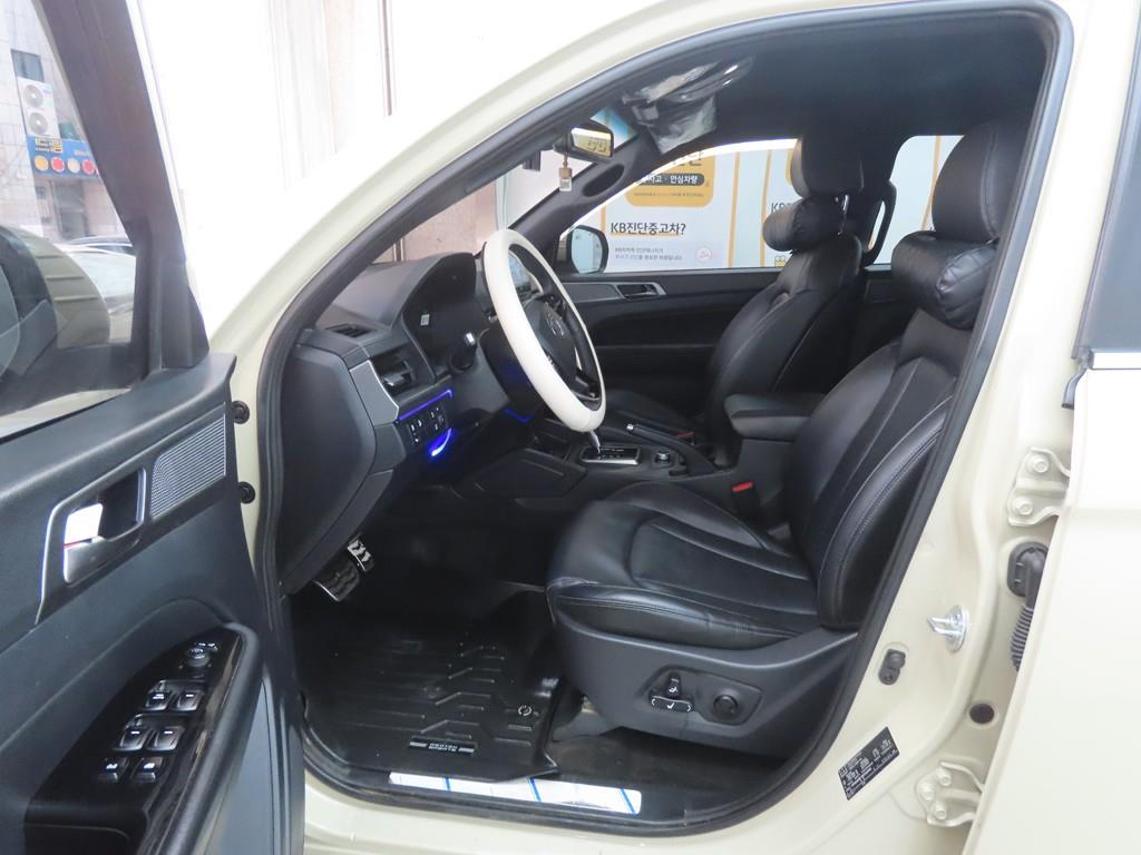 Ssangyong Rexton - Vista 5