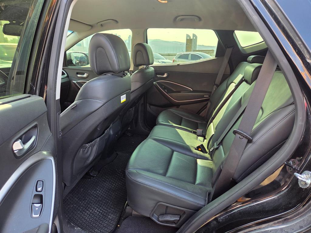 HYUNDAI Santa Fe - Vista 7
